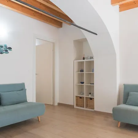 La Casa Di Giada Сестри-Леванте